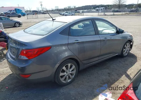 2014 Hyundai Accent Gls z USA, uszkodzony, nr VIN KMHCU4AE9EU624779